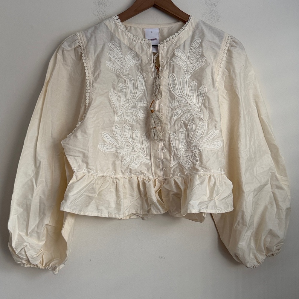 Ethnc cream embroidery blouse tassel ruffle long balloon sleeve peasant cottage